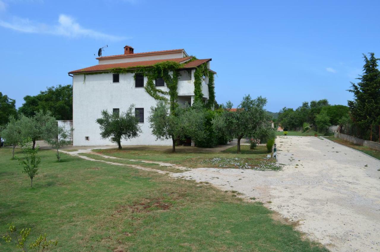 Apartma Niki *