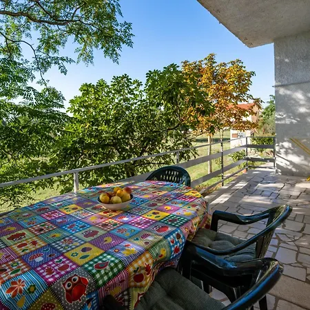 Apartments Niki Pula Exterior photo